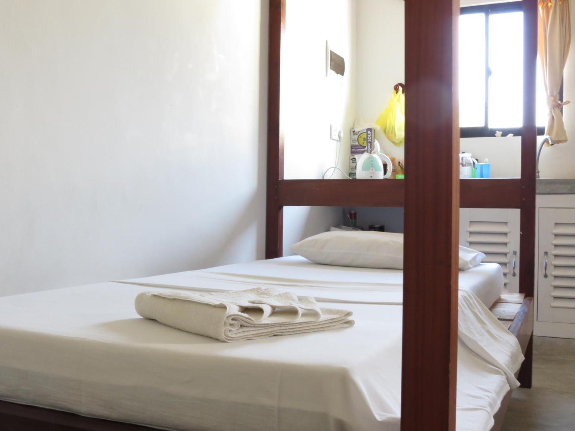 Mountain Wave Hotel And Surfshop ฮิกคาดูวา ห้อง รูปภาพ